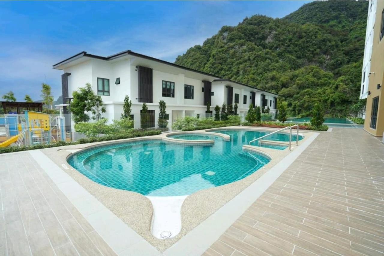 Hotspring 2 Room 1512 Suite Sunway Onsen With Theme Park View 4 Pax Тамбун Экстерьер фото